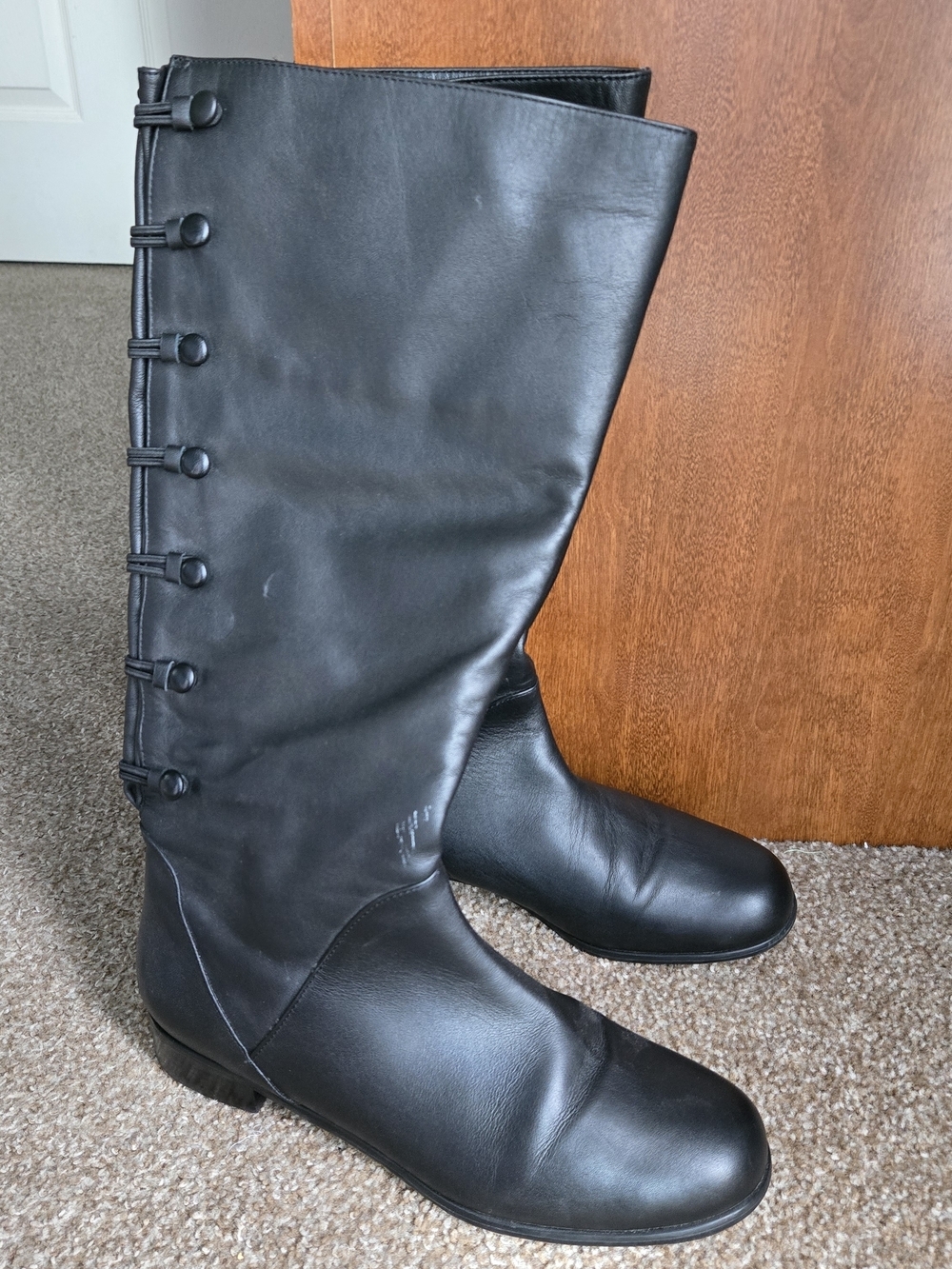 Walking Cradles Women's Black Leather Tall Button-Accent Boots